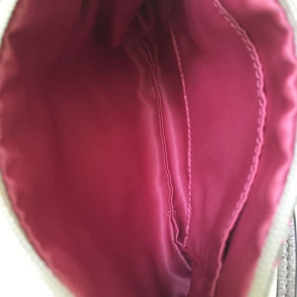 DAISY SIGNATURE METALLIC MEDIUM WRISTLET - Picture 4 of 4